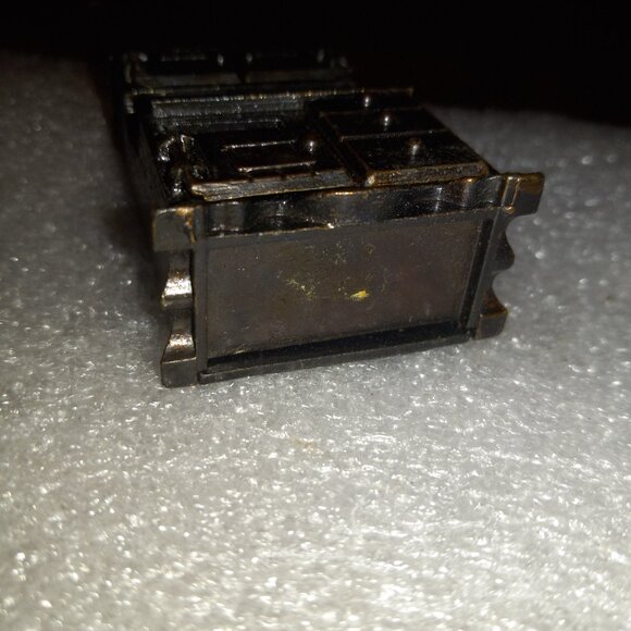 Miniature Knotts Berry Farm Kitchen Cupboard Vintage Pencil Sharpener Die Cast - Picture 8 of 8